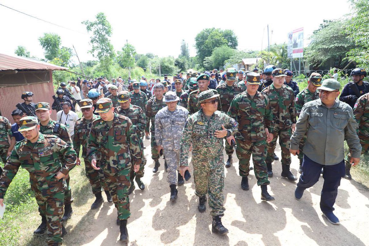 modgovkh's tweet image. នៅរសៀល ថ្ងៃព្រហស្បតិ៍ ទី១៤ ខែសីហា ឆ្នាំ២០២៥

ក្រុមអ្នកសង្កេតការណ៍អន្តរកាល (IOT) ចំនួន៧ប្រទេស ដឹកនាំដោយអនុព័ន្ធយោធាម៉ាឡេស៊ី ប្រចាំកម្ពុជា…