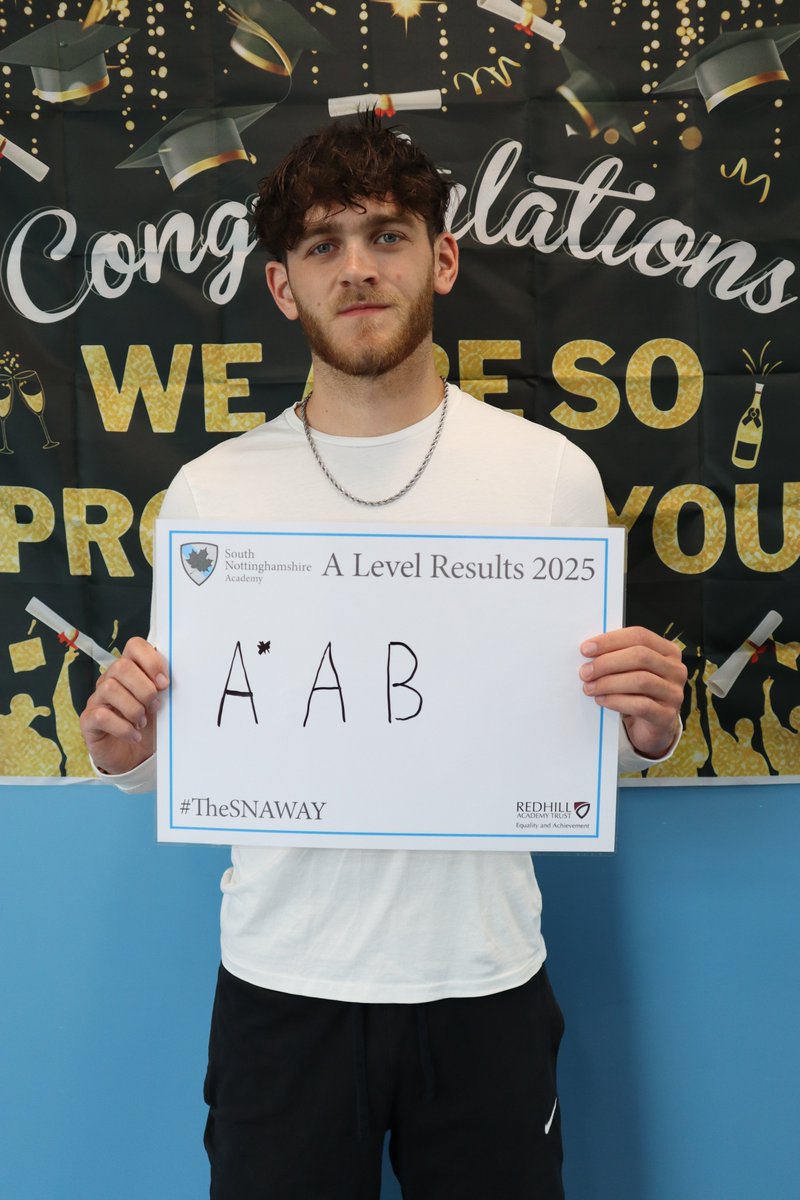 📚 Brilliant results for Iwan Marl at SNA : A*AB and a place at University of Sheffield <a href="/sheffielduni/">The University of Sheffield</a> to study Business Management! Well-deserved after all your hard work. 👏#SNAWAY #Redhillresults #nottslive
