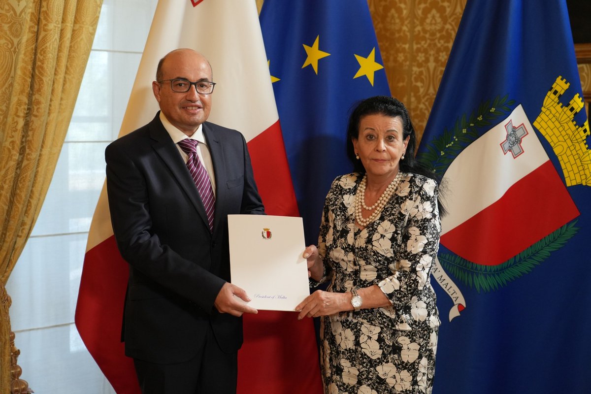 president_mt's tweet photo. H.E. Myriam Spiteri Debono, President of Malta, presented the Letters of Credence to Malta’s non-resident Ambassador-designate to #Slovenia, H.E. @AmbJesCutajar. https://t.co/H6GIFMirCN