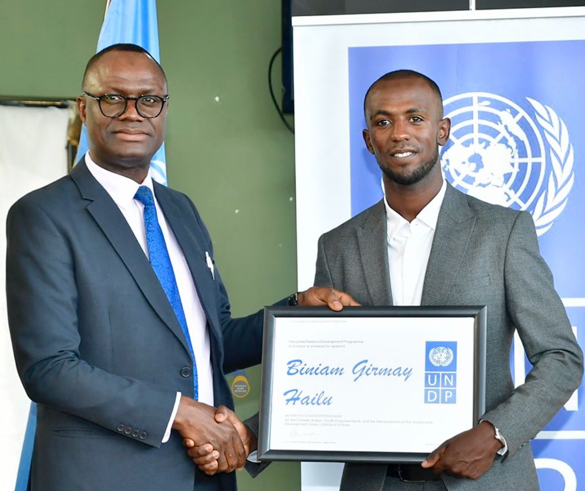 Amaniel35550478's tweet photo. 🇪🇷Biniam Girmay, the 2024 Tour de #France #green_jersey winner & Olympic cyclist, has been appointed as a National Goodwill Ambassador for the #UNDP.
✓For general knowledge, #BiniamGirmay is "made in" #Sawa the center of #Eritrea's #National_Service. https://t.co/pv8ltoCFZW