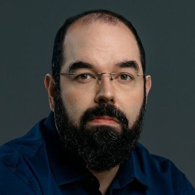 i've been in berkeley for 2 months now and i still haven't gotten into a polycule, my time to exfiltrate anthropic is running out