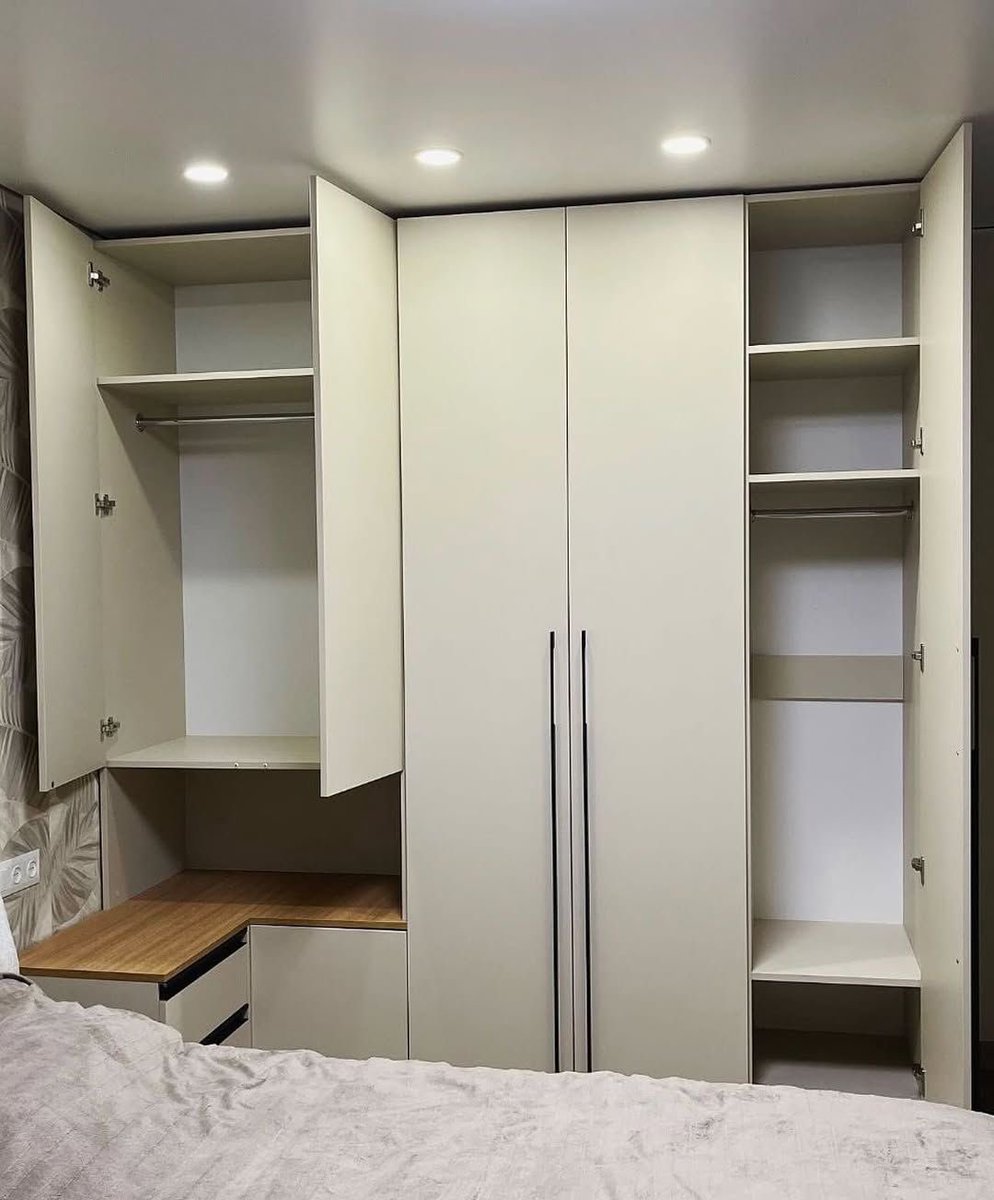 2021Flouting's tweet photo. Upgraded your Dedroom with touch of elegant design get Qoutation at modern furniture 0638128209 https://t.co/0fgOleC9X8