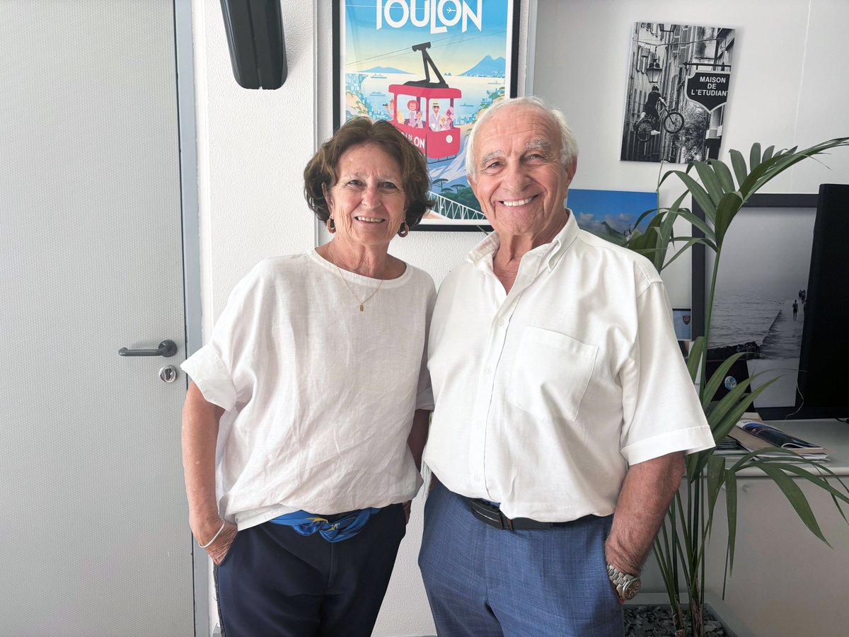 Hier après-midi, j’ai eu le plaisir de recevoir dans mon bureau de l’Hôtel de Ville la visite de courtoisie 🤝 de Joseph Minniti, élu il y a quelques semaines Maire de @LaSeyneSurMer et Vice-Président de la @MetropoleTPM.

Nous avons pu échanger chaleureusement sur les nombreux