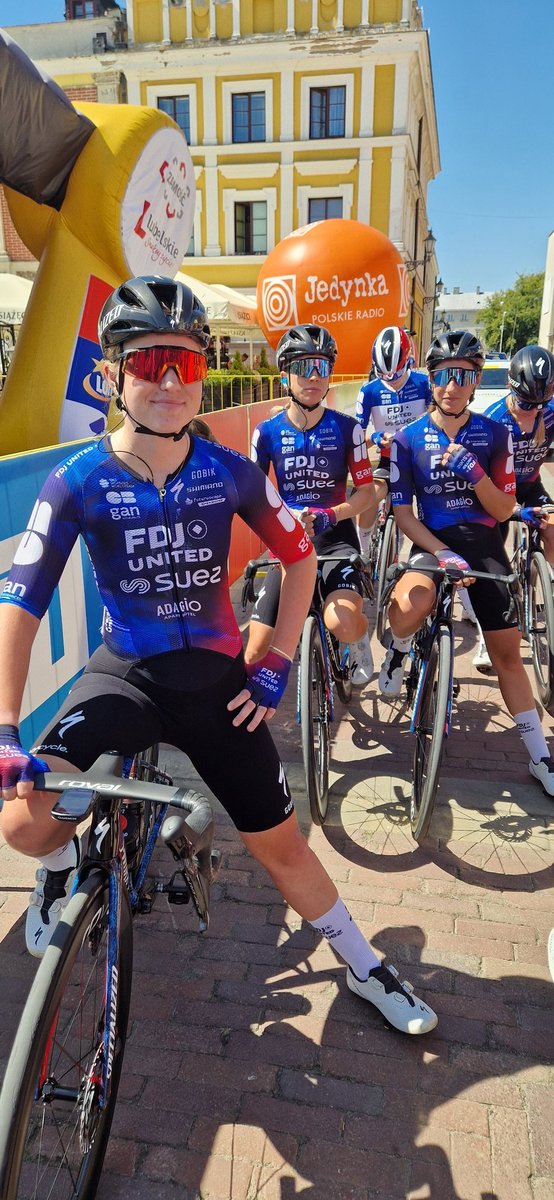 AMompert's tweet image. Francuskie kolarze 🇫🇷 wyróżniają się podczas 3. Tour de Pologne 🇵🇱 Women! 🇫🇷💪 Marie Le Net (#FDJSUEZ) zdobyła 2. miejsce etapu i aktualnie zajmuje 3. pozycję w klasyfikacji generalnej! 💙 
Spotykamy się dzisiaj na ostatnim etapie Tour de Pologne Women, gdzie mamy nadzieję…