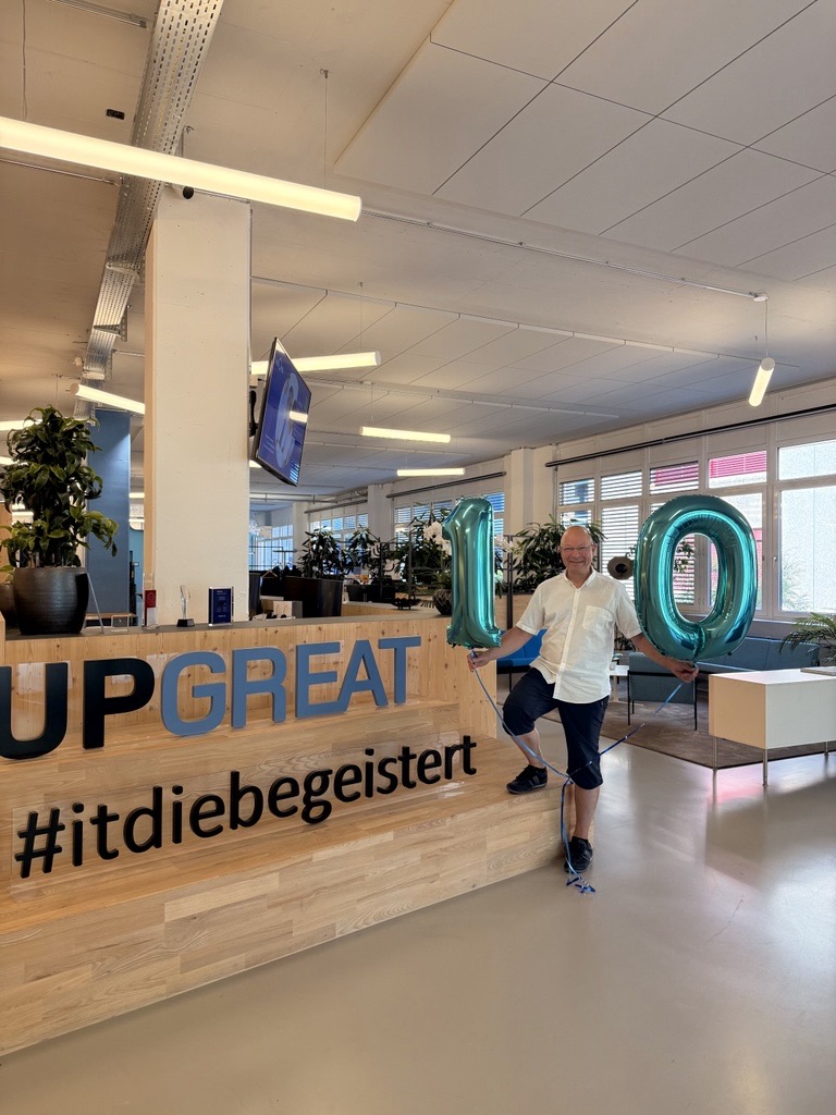 Upgefeiert wird Felix Bosshart! 🎉

Herzlichen Glückwunsch zum 10-jährigen Jubiläum. Wir danken dir von Herzen für deine Treue und deine wertvolle Arbeit. Auf die nächsten gemeinsamen, spannende Jahre!

 #upgreatag #upgreat #zusammenarbeit #jubiläum