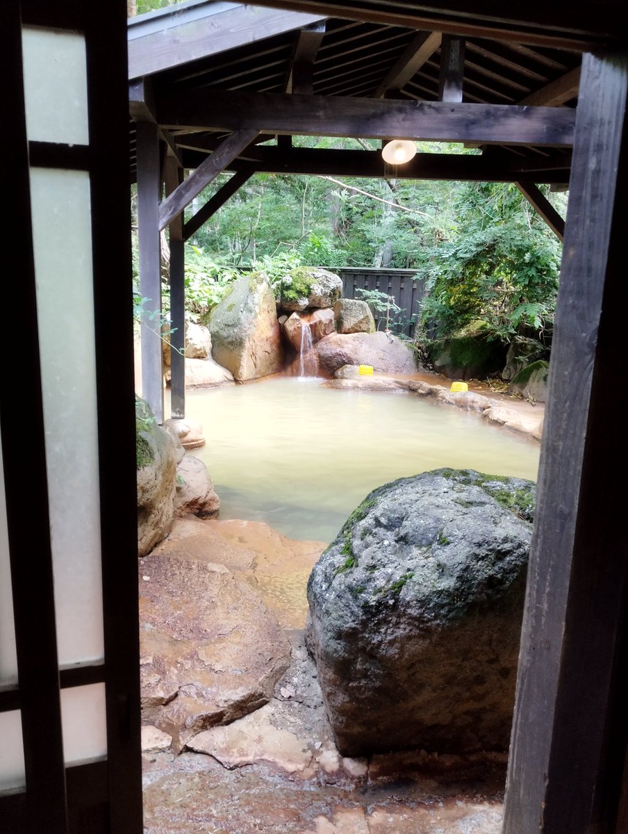cantskitsuki's tweet photo. 長野〜岐阜の超秘境山岳エリア(標高1200〜1800m)は先日の群馬エリアより明らかに涼しくて快適
もちろんエアコンも不要

FIRE後の夏はここで決まり！ https://t.co/E1mMwm0CC8