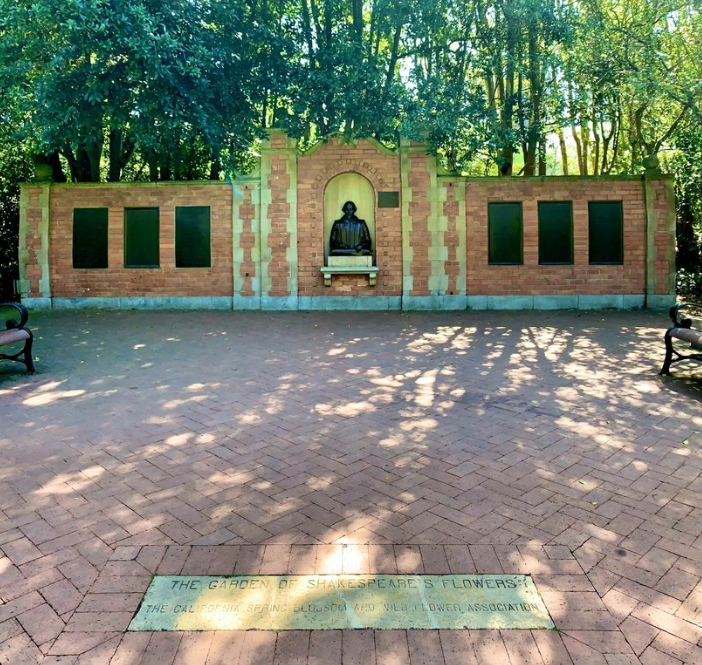 BCardno's tweet photo. #poetry #poem #amwriting  

Shakespeare Garden 

I 
step 
inside 
the 
Shakespeare 
Garden 
in 
San Francisco 
to 
take 
a 
quiet 
moment 
of 
reflection 
to 
pay 
a 
tribute 
to 
the 
famous 
playwright 
William 
Shakespeare, 
by
immersing
myself 
in 
the 
symbolism 
of 
the https://t.co/zOk94TSIYj