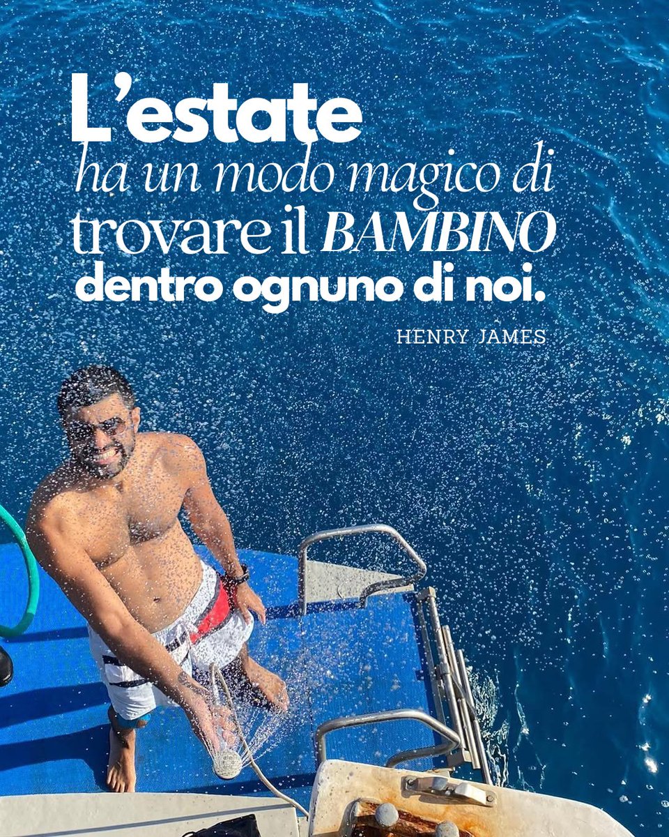 Il sole, il mare, un gesto semplice che diventa gioco.
 “L’estate ha un modo magico di trovare il bambino dentro ognuno di noi.” (Henry James)

Buona vigilia e buon #Ferragosto: che sia un giorno di luce che ci faccia venir voglia di restare un po’ bambini. #EnginAkyürek  💙