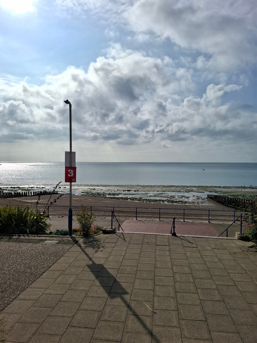 EB_Airshow's tweet photo. The sun is shining at the seafront ☀ Who is joining us today from 10:30?! https://t.co/J0Jh9g6fEl