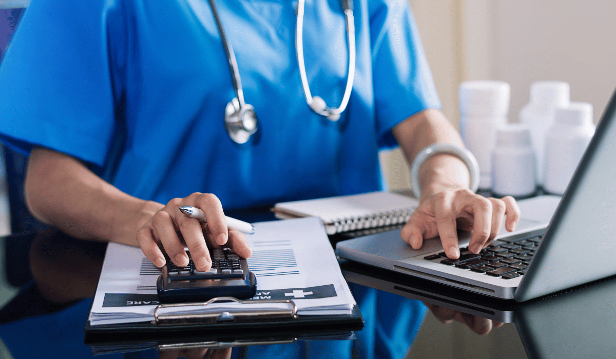 A new survey of NHS doctors has highlighted a growing demand for alternative treatment options for complex health issues such as chronic pain and women’s health-related concerns.

Out of 500 doctors currently practicing in the NHS, almost half of which were GPs, three quarters