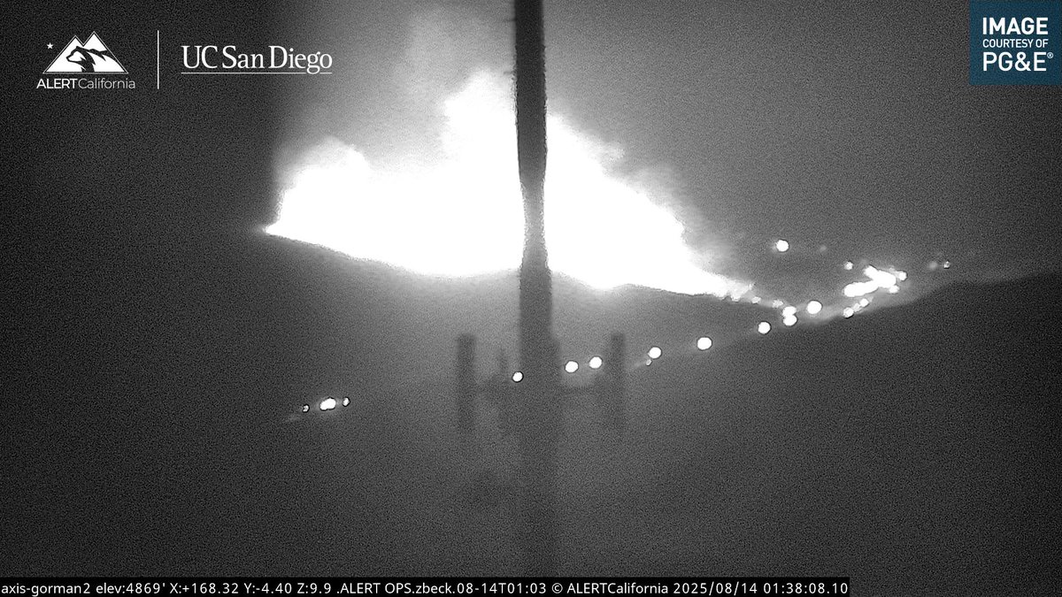 #KingFire right next to Interstate 5, between Gorman and Pyramid Lake.  Here are the current weather conditions near the fire:

Temperature: 77-79
Humidity: 25-30%
Wind: North 10-20 mph, gusts to 30 mph.

See all nearby weather stations: 
weather.gov/lox/snooper?la…