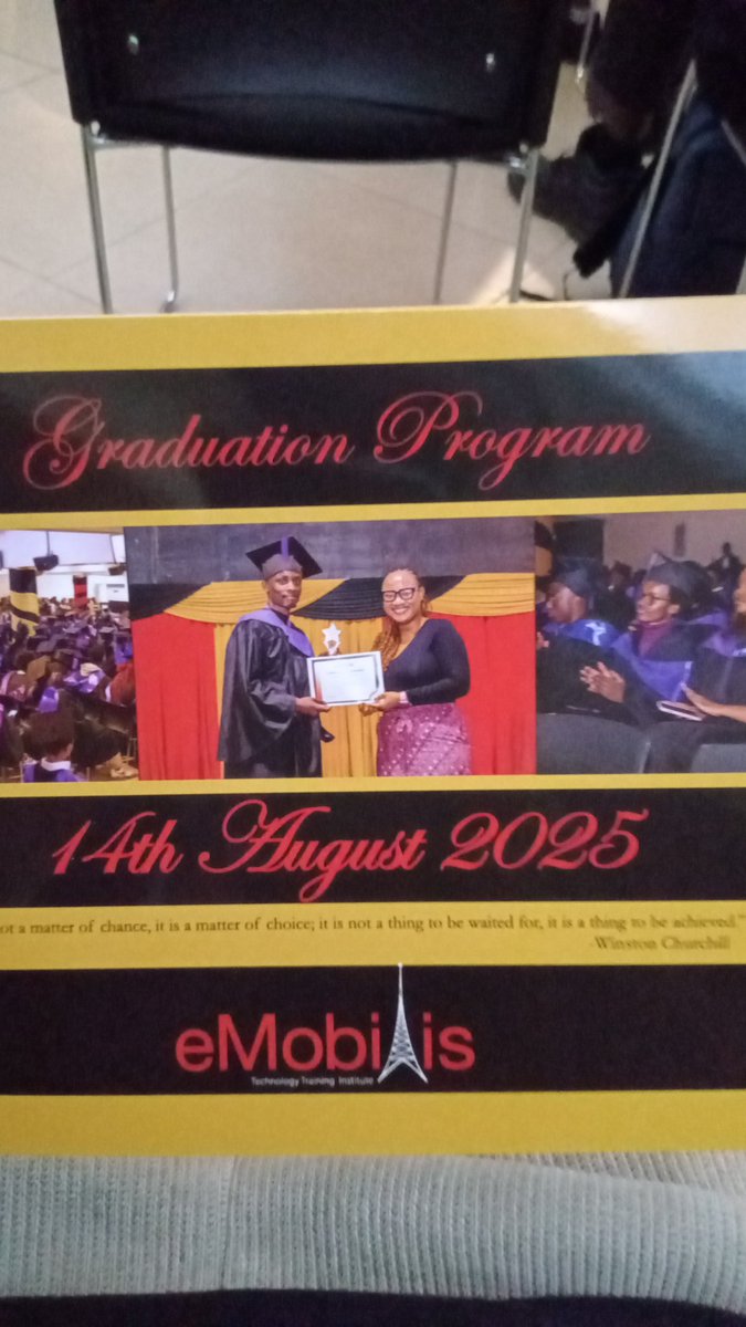 KellyOboso's tweet image. #emobiliswebdev
Finally 😌