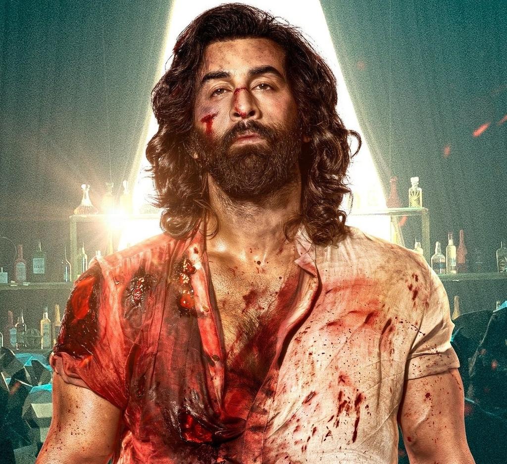Deol_DushyantYt's tweet photo. Sequel to Mithun Chakraborty's Disco Dancer in the works! Ranbir Kapoor and Allu Arjun are top choices for the lead. #DiscoDancer2 #Bollywood https://t.co/FHy1dh7TOW