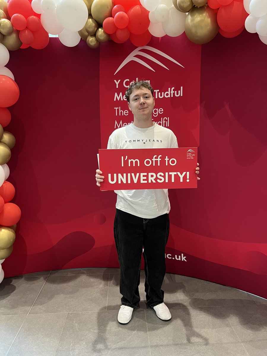 TCMT_Digital's tweet image. We’re so proud of our learners getting their results today! 👏