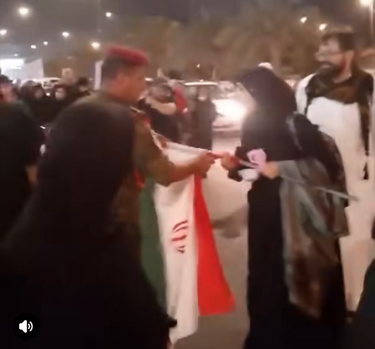 الاعلامية آل معتصم tweet media