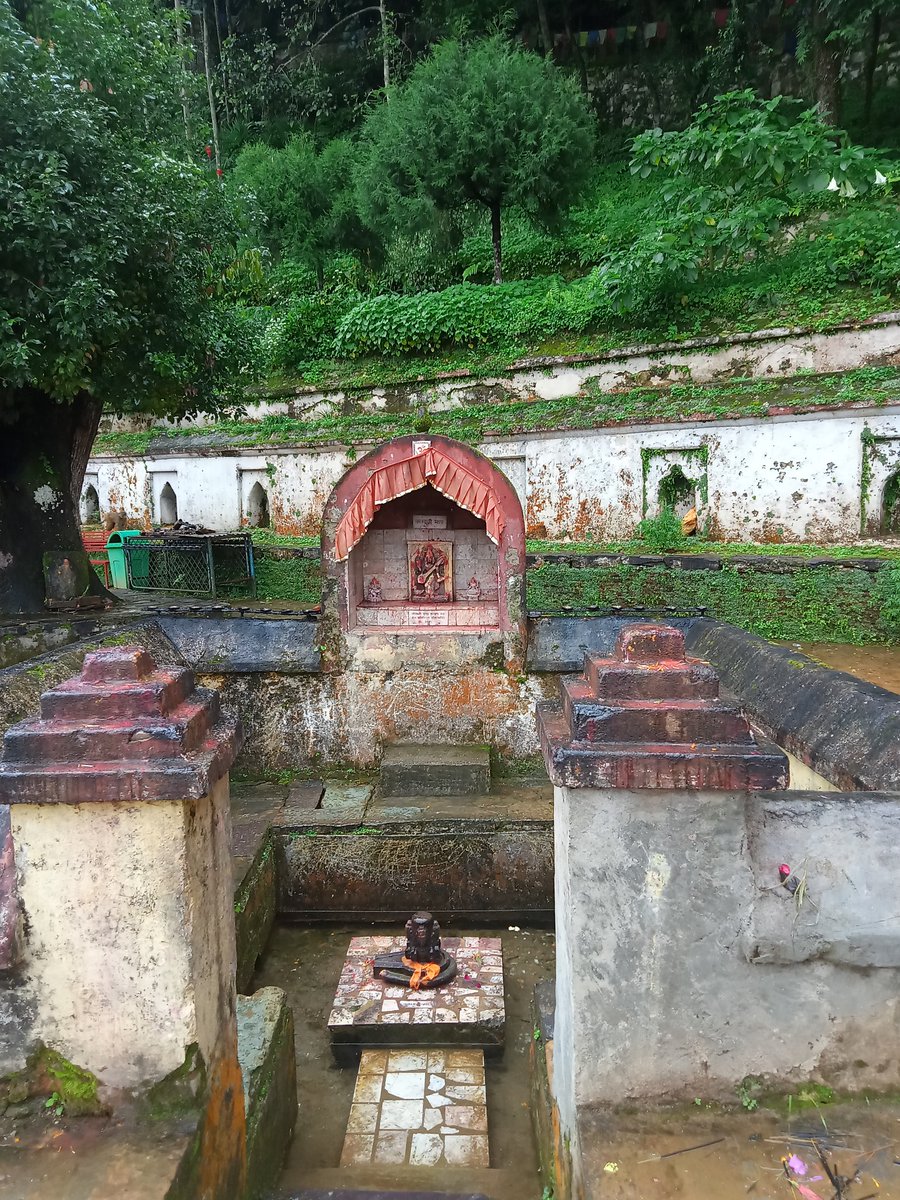 AkhadaJuna's tweet photo. गोदावरी कुण्डम का मध्य मुख्य क्षेत्र, ललितपुर। 
August 14,2025. https://t.co/RZd7VB46nq