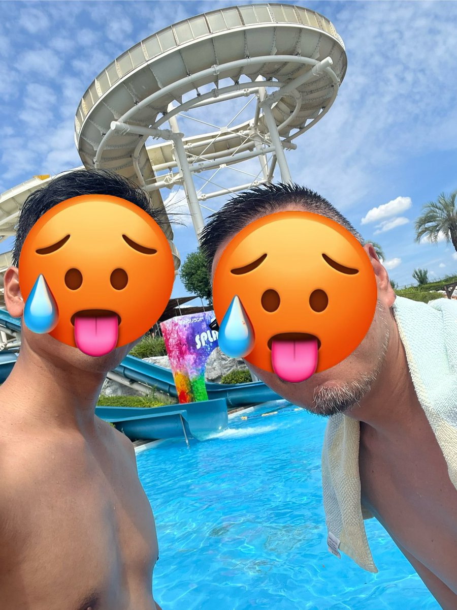 GoChanderia's tweet photo. 今年の夏休み、プール行きました。
意外と天気が良くて暑い🥵。
二人ともやけどしちゃった😅。 https://t.co/G2hj4Qf1yf