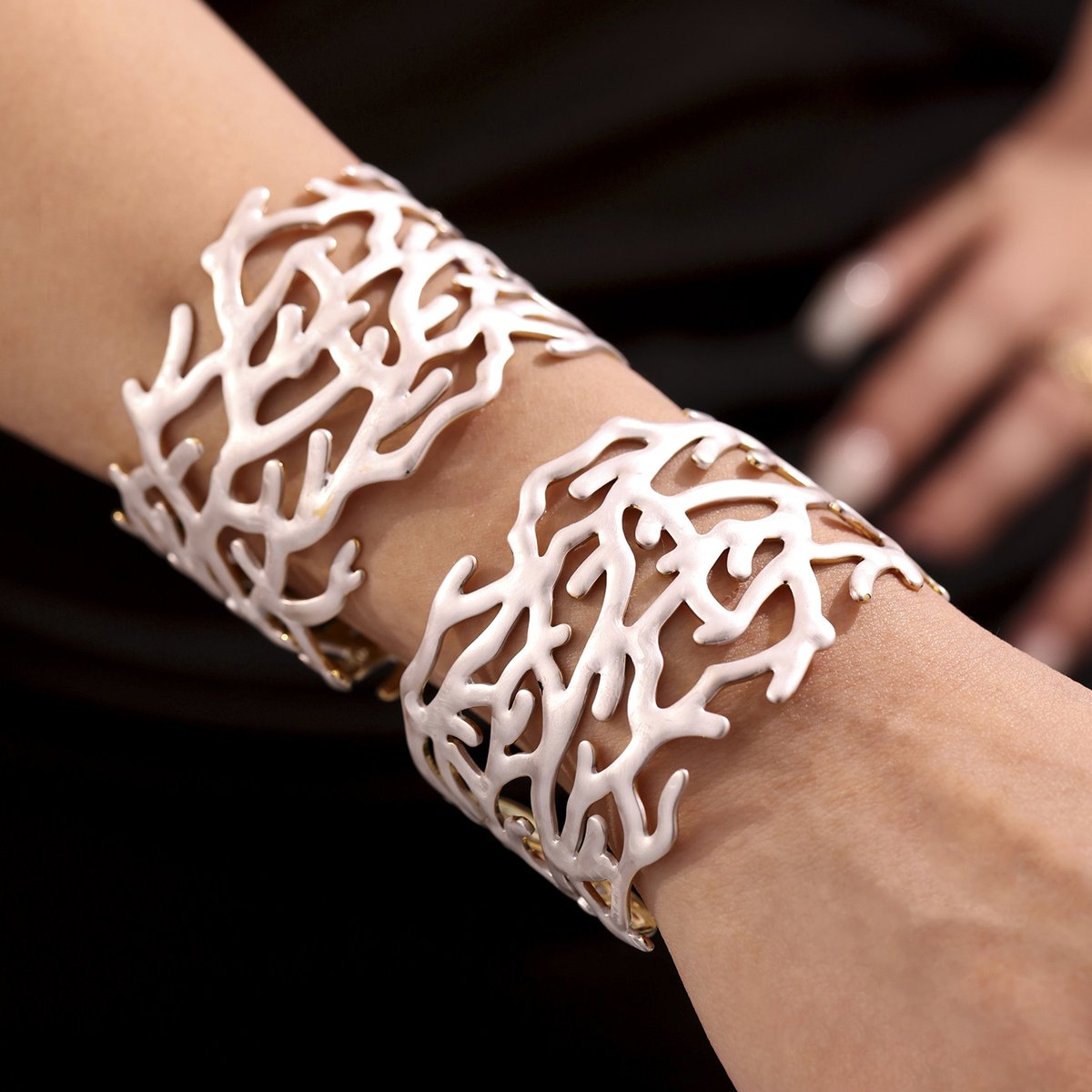 ChicolinkLtd's tweet image. Coral Flow Cuffs​​ 🌊❤️
​​Art Meets Arm Charm​​
Sculptural cuffs coral-inspired cutouts + inner gold glow. Tarnish-proof &amp;amp; hypoallergenic. Wear Eastern blessings daily.
✓ ​​OEM ✓ Bulk Orders​​
 #LuckyCharms #OEMJewelry #CuffBracelets #RedWhiteJewelry