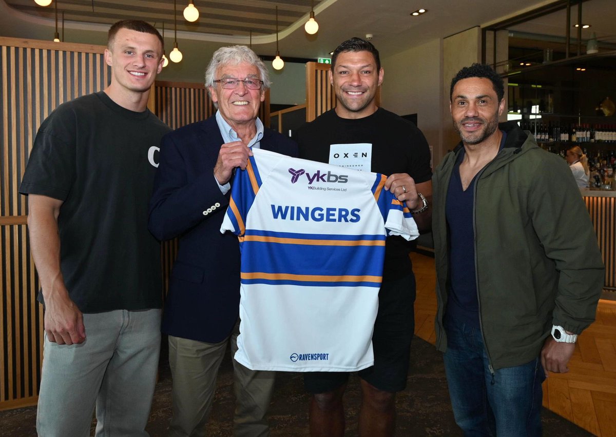 Last year’s Wingers Night was 🔥
This year… it’s the turn of the Number 11s 💪💛💙

Join us Thurs 28 Aug at Headingley for stories, laughs &amp; legends:
Gary Moorby | Adrian Morley | James Bentley | JJB

🎟 £15 (pie &amp; pea supper)
👉 tickets.therhinos.co.uk

<a href="/leedsrhinos/">Leeds Rhinos</a>