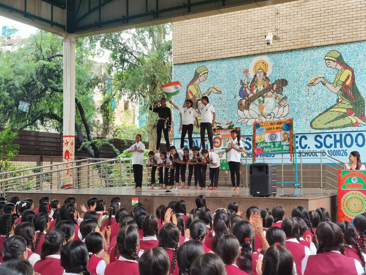 1001026N's tweet photo. Har Ghar Tiranga Activity
@GGSSSvivekvihar Phase II https://t.co/KEJrNRrhb2