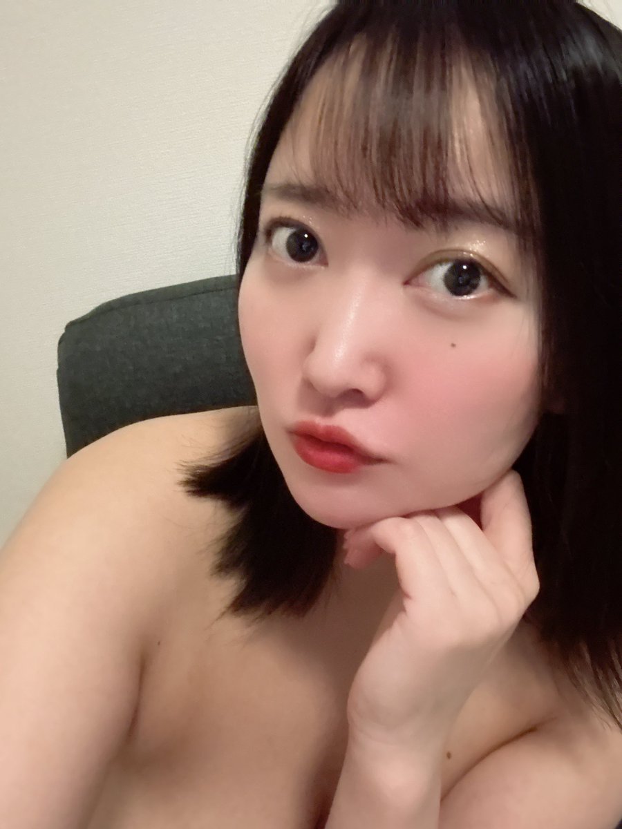 sa1114chi's tweet photo. 夏バテしないように食べてるから前よりむちむちしてる https://t.co/Jdy8wFTMEf