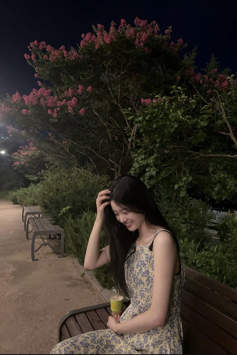 joy_myt's tweet photo. Stay happy you two!

#HeartPairing #Jijeyeon https://t.co/rnm0ohUGg5