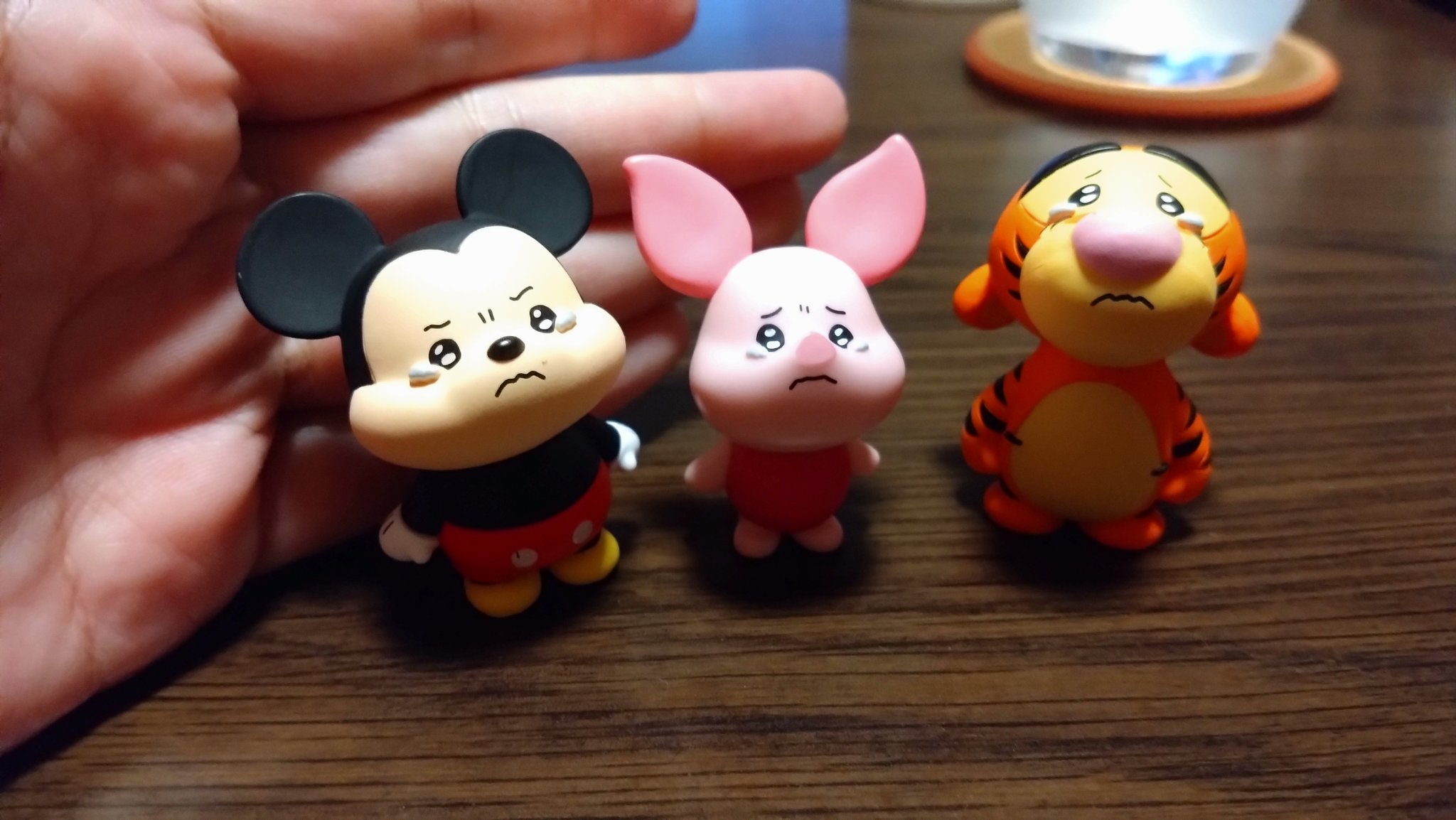 【かっくん様おまとめご購入ページ】 コウペンちゃん 爆褒め スマホに貼れるサイズのステッカー（100