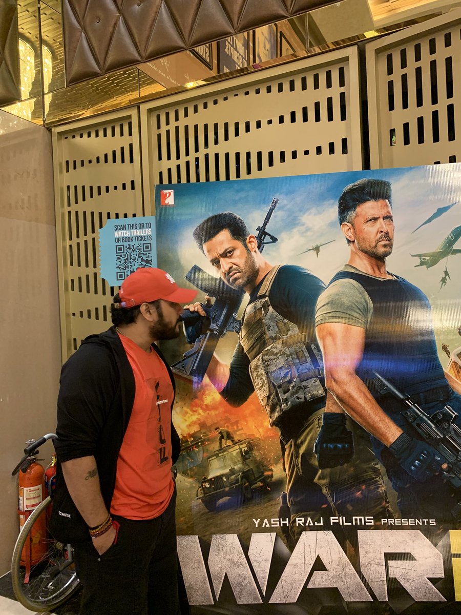 anoop40002's tweet photo. One word review #war2: FIASCO
⭐️/half
total waste of time and money
I told u earlier indo pak k war se pakk gayi hain public … wahi goo baar baar kitna dekhoge
#pathan2 bhi aati toh flop thee … https://t.co/rbzyvQzIba