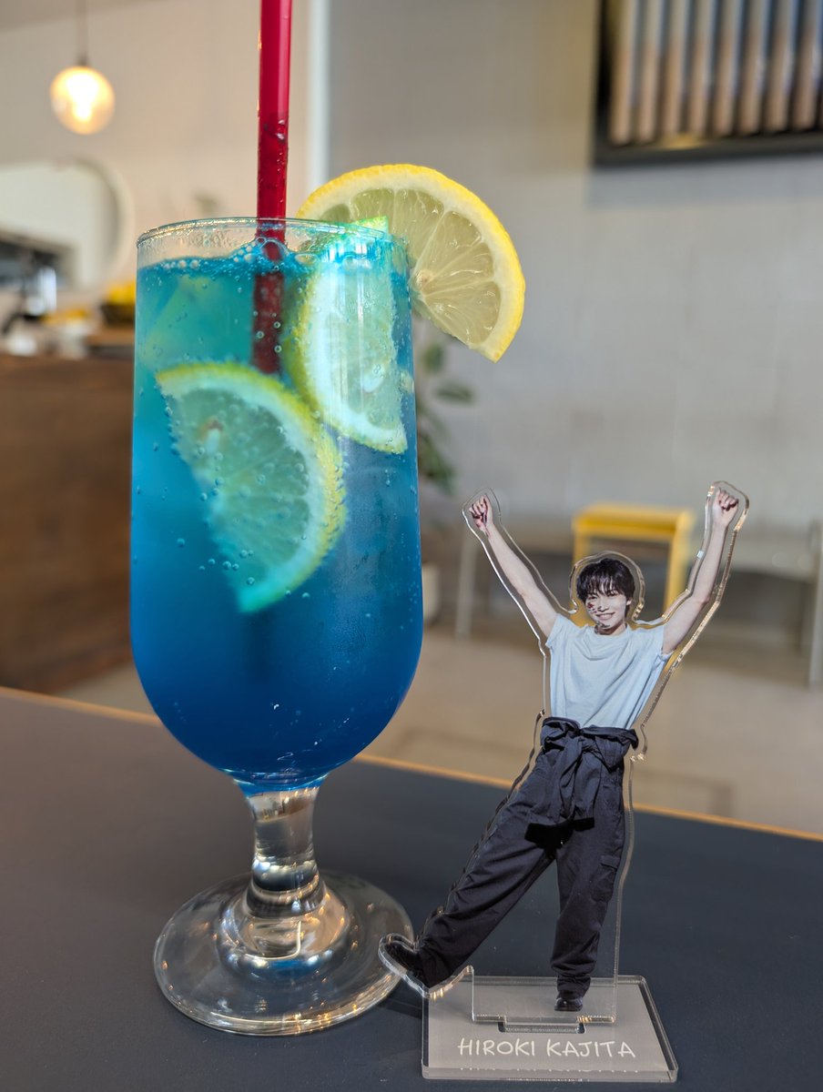 🍓 (@itsdemodocodemo) on Twitter photo 