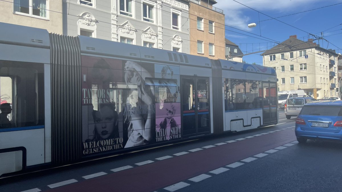 Vivi 💗 (Taylor's Version) tweet media