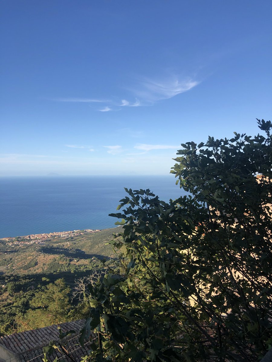 Werzuletzt's tweet photo. Spät aber doch, guten Morgen und es stimmt mir eh keiner zu, aber da wäre ich gerne morgen #sicilia #pollina #Ferragosto https://t.co/Ipi5DIBmJ5
