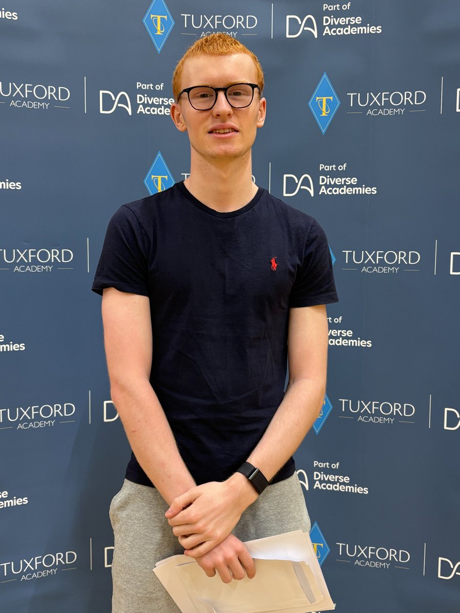 Congratulations to Harry who achieved A*A*A in economics, business and politics. Harry is preparing to go to <a href="/lborouniversity/">Loughborough University</a> to study economics.
Harry commented, 'I'm looking forward to the next chapter'. 
#ALevelResults2025 #ALevelResultsDay