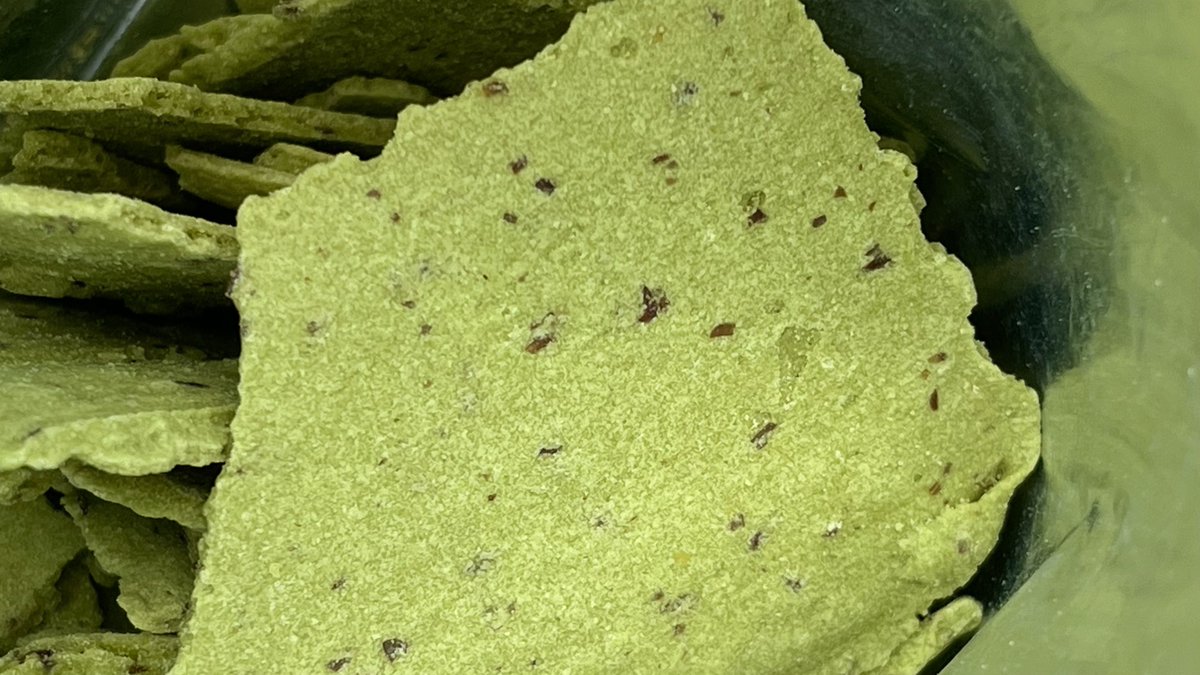 apolokacang's tweet photo. these matcha snacks will turn haters into lovers, soon they’ll say “more matcha pls!!” https://t.co/5qKA2mHnR3