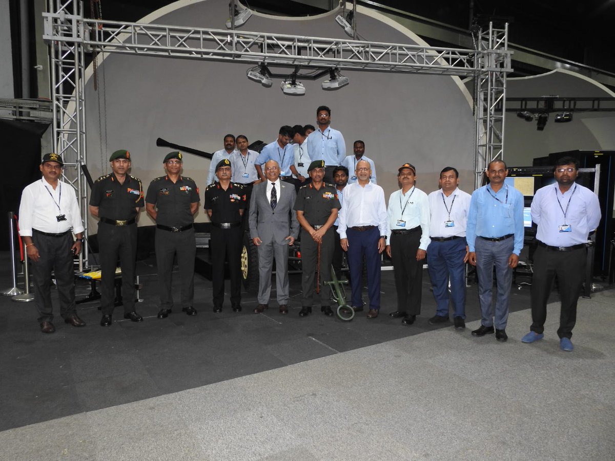 westerncomd_IA's tweet image. #CapabilityDevelopment
#TechnologyAbsorption

Lt Gen #ManojKumarKatiyar, PVSM, AVSM visited Technology-Hub &amp;amp; Technology-Works at Secunderabad to take a view of the technologies &amp;amp; products being incubated.
#ArmyCommander #WesternCommand also visited local industries producing…