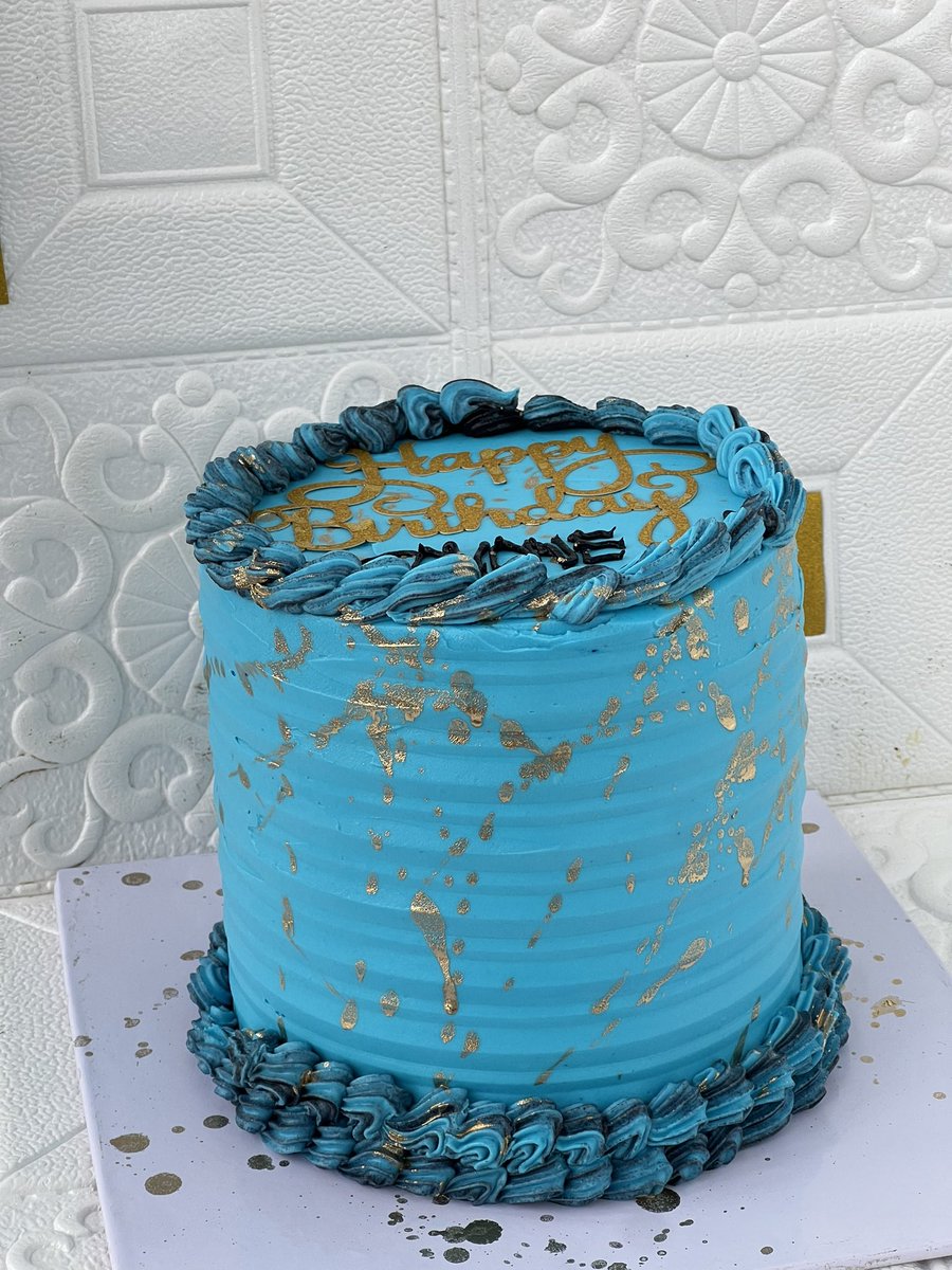 Blueeeeeee🩵
I’m your go to plug for yummy and beautiful cakes <a href="/InsideOsogbo/">Inside Òṣogbo</a>