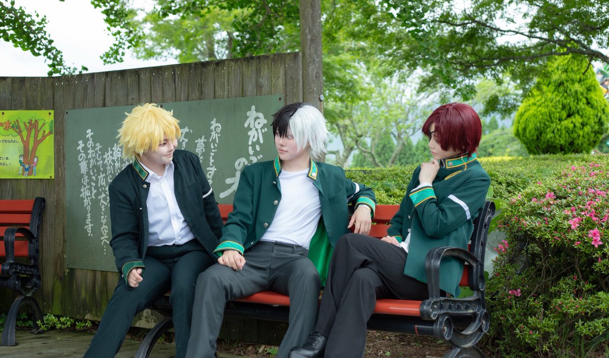 rebasasi_umai's tweet photo. WB/コスプレ
・〜見回りの休憩中〜・
桜: ねぬん
楡井:おとめ
蘇枋:愛真🦖
#ウィンブレコスプレ
#KCF79 https://t.co/MUKP7JaQaf