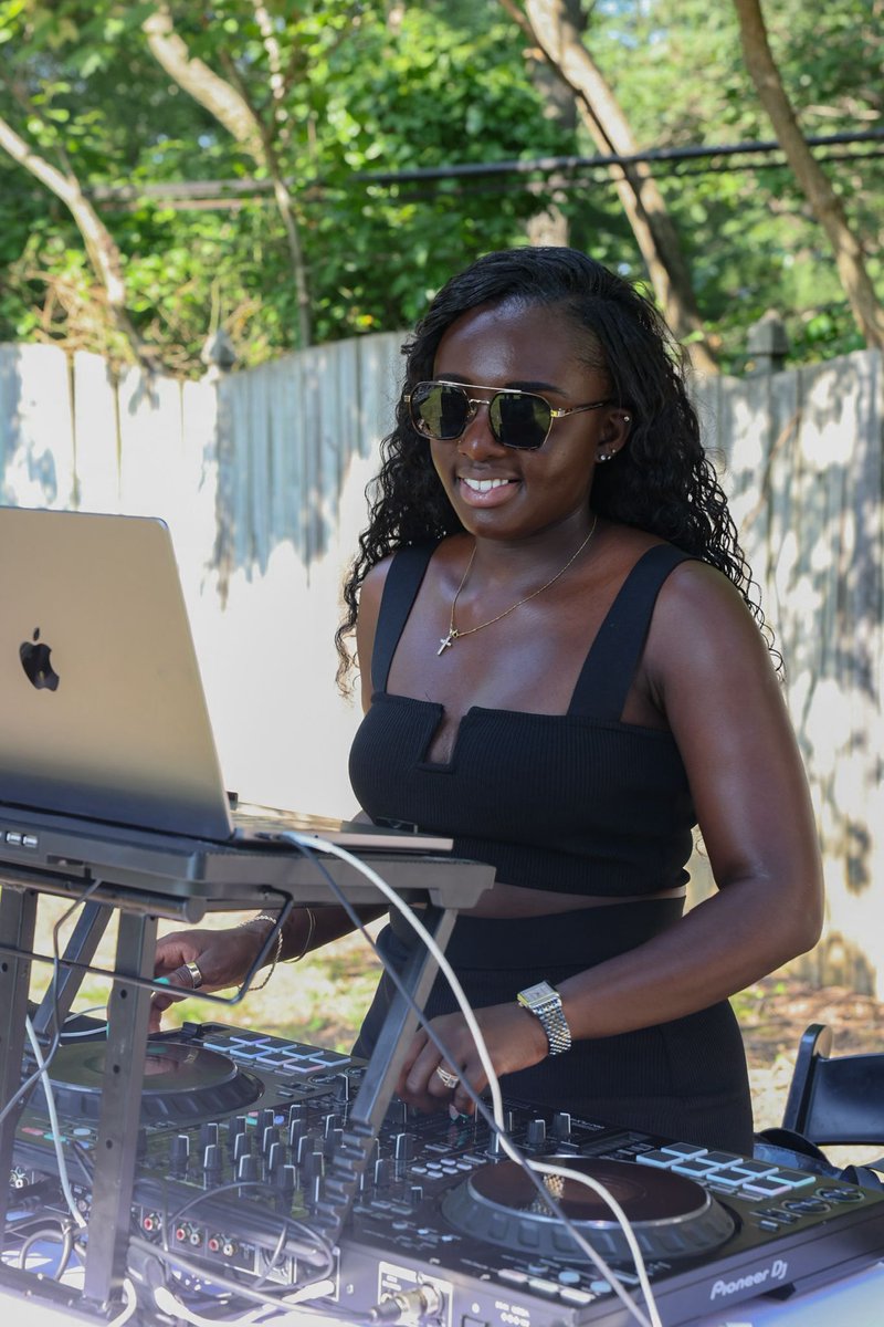 Hello <a href="/moliymusic/">MOLIY</a> , <a href="/DjAkuaa/">Dj Akuaa</a> got you covered 🔥🔥
