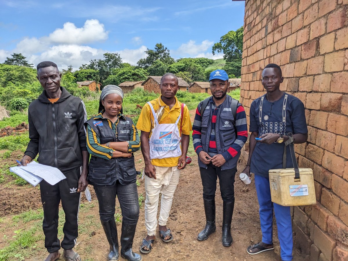 #EndPolioNow En Nov 2023, j'ai accompagné une équipe de vaccination contre la polio au village Nyenge dans la profondeur du Kongo Central. Nous avions parcouru 8 km à pied pour aller vacciner 13 enfants ❤️ 
La santé de chaque enfant compte <a href="/UNICEFDRC/">UNICEF en RDC</a> <a href="/gavi/">Gavi, the Vaccine Alliance</a> <a href="/OMSRDCONGO/">OMS RDC</a> <a href="/MSFcongo/">MSF RDC</a>