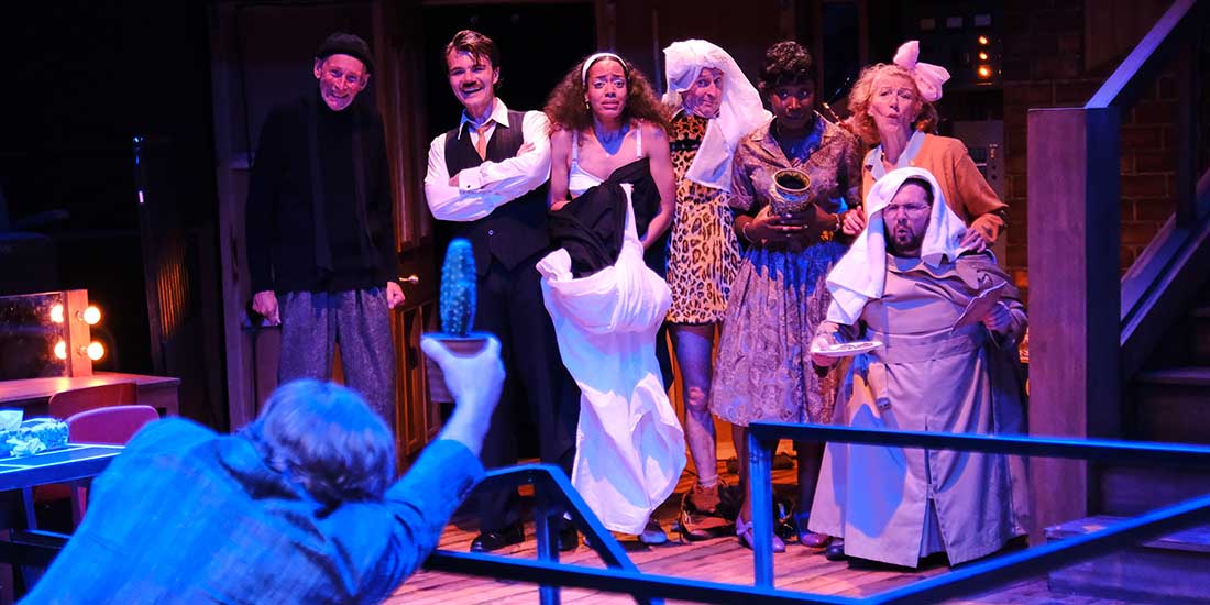 As if Michael Frayn's farcical comedy Noises Off weren't difficult enough: the new Stephen Joseph Theatre production is the first to be performed "in the round"! Read Steve Pratt's review
<a href="/thesjt/">Stephen Joseph Theatre</a> #MichaelFrayn #NoisesOff
theatrereviewsnorth.com/post/noises-of…