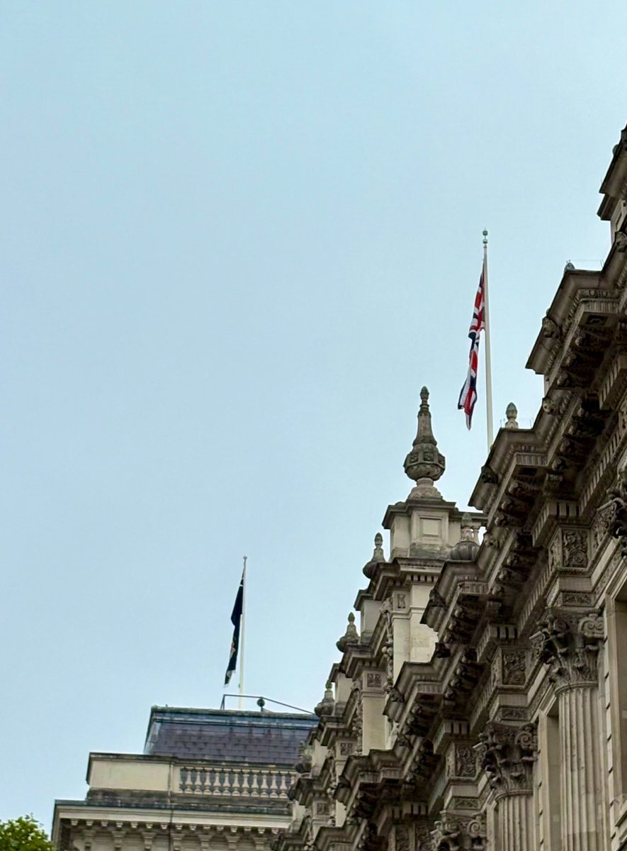 Alison Kemp (@alisonkempuk) on Twitter photo The flag of the 🇬🇧 Overseas Territory of the #FalklandIslands 🇫🇰 flies proudly over the <a href="/FCDOGovUK/">Foreign, Commonwealth & Development Office</a> today in Whitehall to mark #FalklandsDay The flag of the 🇬🇧 Overseas Territory of the #FalklandIslands 🇫🇰 flies proudly over the <a href="/FCDOGovUK/">Foreign, Commonwealth & Development Office</a> today in Whitehall to mark #FalklandsDay