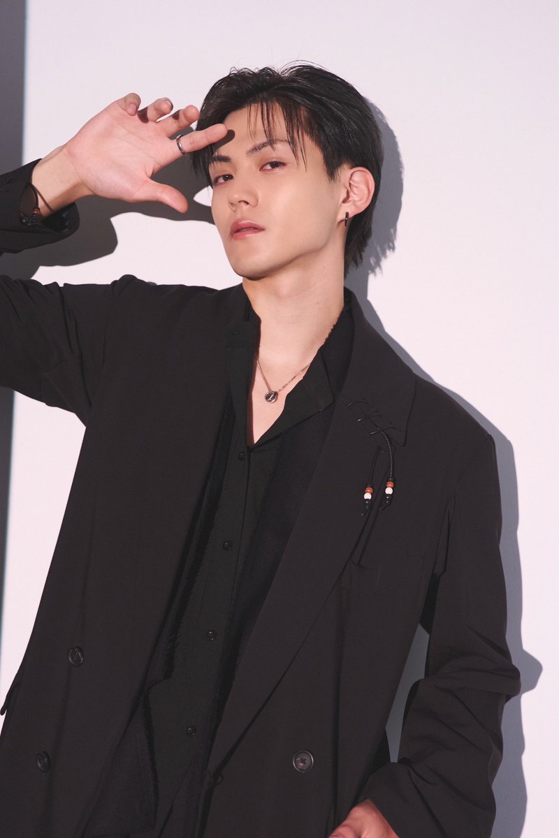 🪶🖤🪶🖤🪶🖤 #簡秀吉 #簡秀吉BirthdayEvent #グッズチラ見せ #いつも