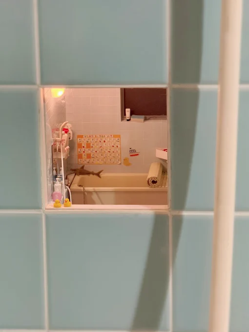本日は、とってもクリエイティブな世界を覗いて参りました 夏バテ気味だった脳みそが心地よく刺激されていきました。いつまでも見ていたい… #Mozuミニチュア展