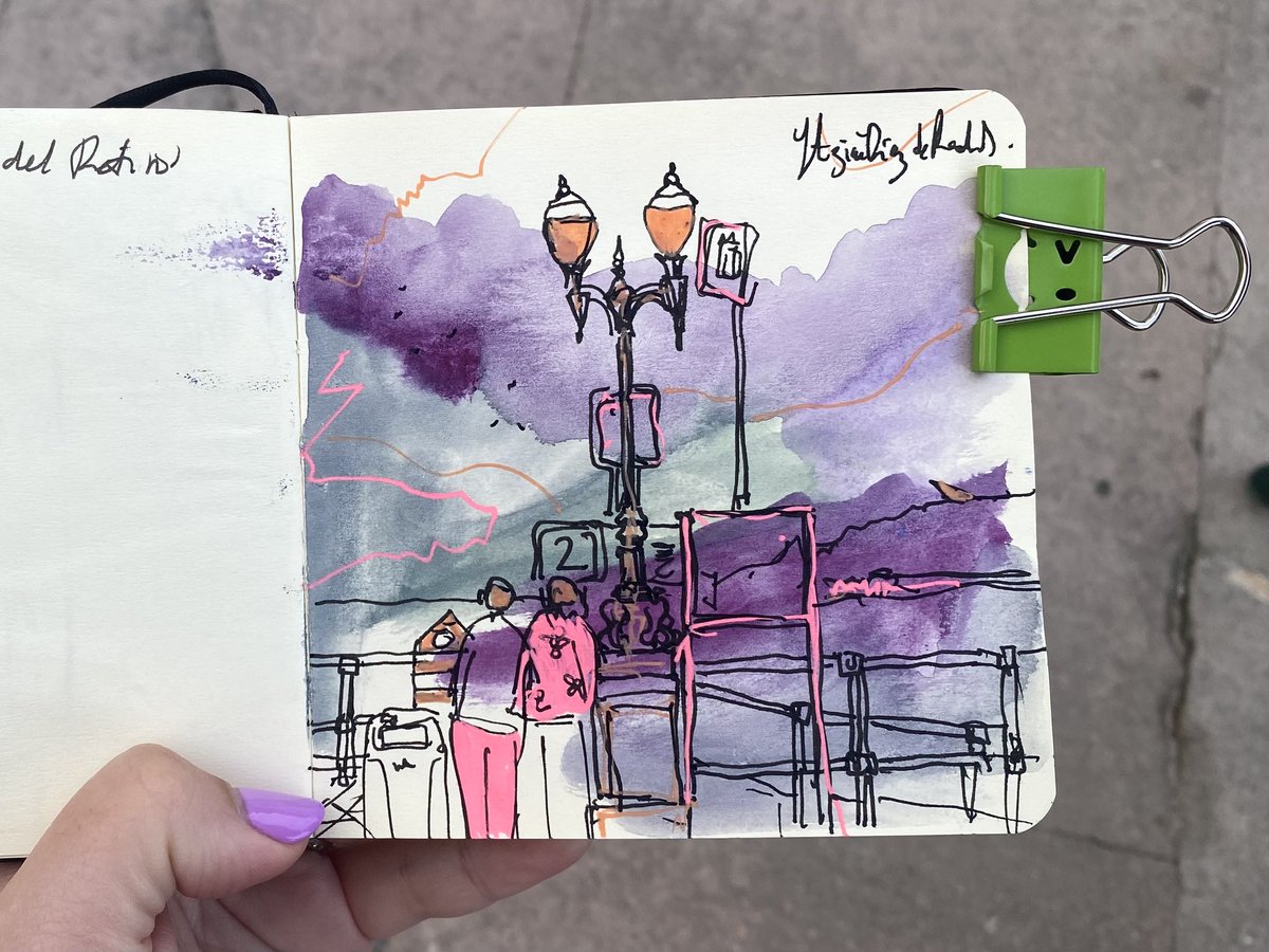 I T Z I A R ∞ (@itziiarohyeah) on Twitter photo La escalera 2, Gijón 💜
#Gijón <a href="/gijon/">Gijón/Xixón</a> <a href="/GijonTurismo/">Visita Gijón/Xixón</a> <a href="/mi_gijon/">miGijón - Tu diario digital gratuito</a> <a href="/Culturagijon/">Cultura Gijón /Xixón</a> La escalera 2, Gijón 💜
#Gijón <a href="/gijon/">Gijón/Xixón</a> <a href="/GijonTurismo/">Visita Gijón/Xixón</a> <a href="/mi_gijon/">miGijón - Tu diario digital gratuito</a> <a href="/Culturagijon/">Cultura Gijón /Xixón</a>