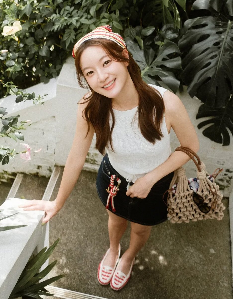 daiseybutterbut's tweet photo. 🌠คนอะไรเย็นดั่งสายน้ำ🌠 #InkWaruntorn #Prada #PradaSummerKit https://t.co/7ahdTdHvLC