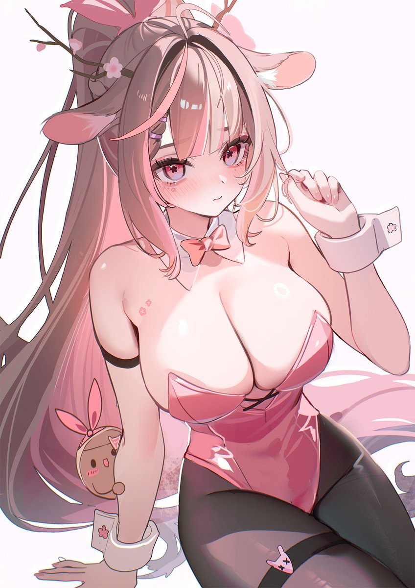 從兩月前就開始想畫兔女郎鹿鹿拉!!!!
終於暢快的畫出來啦😭😭😭😭😭
#DrawLubee