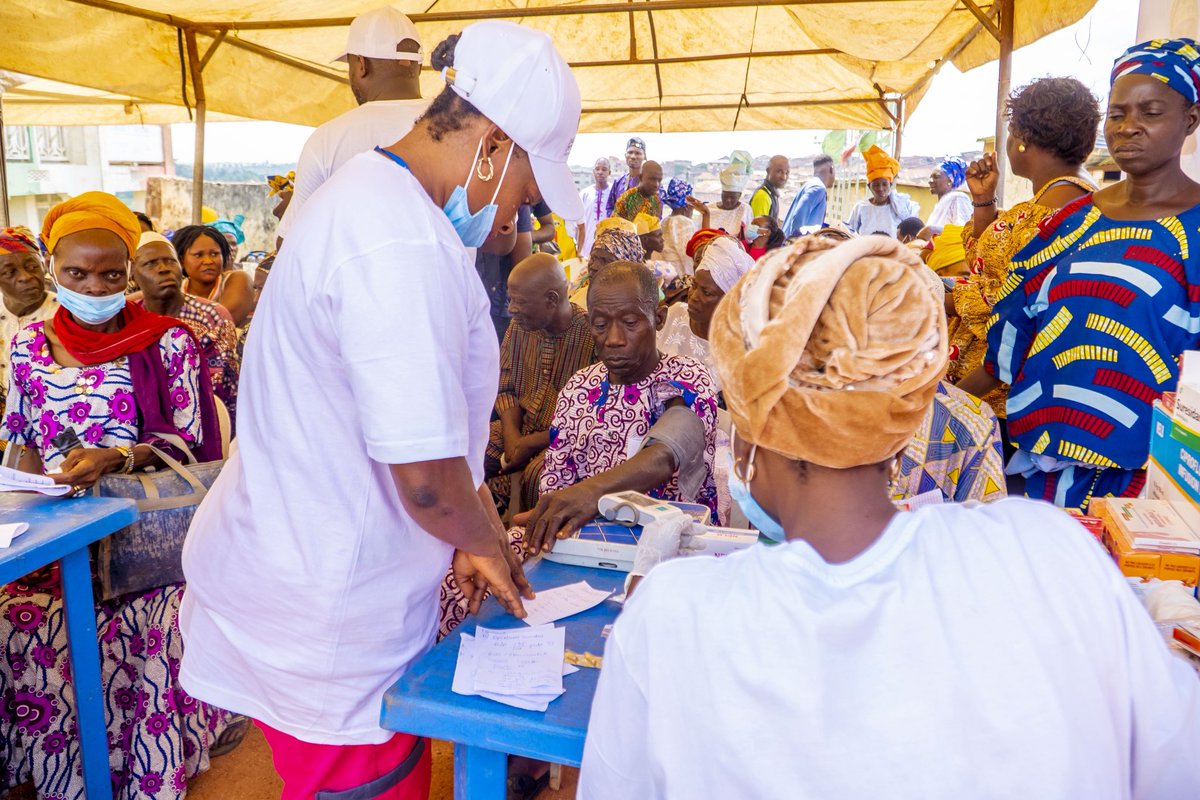 DaramolaDynasty's tweet photo. Through medical outreach and vaccinations, we took a step toward the future we envisioned, the one where quality care is not a privilege, but a right for all, both young and old. https://t.co/uW9cJL6tJg
