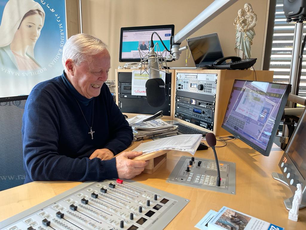 RadioMariaITA's tweet image. H. 12:30

#Maria di #Nazareth: l'#Assunta 
Padre Livio