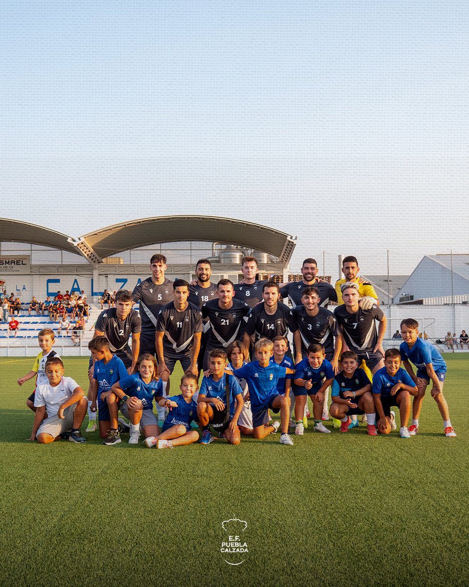 JaviCastilla3's tweet photo. Partido de pretemporada y muy satisfechos con el resultado, poco a poco mostrando lo que queremos ser!! @PueblaEF https://t.co/e0jgH8VNy0