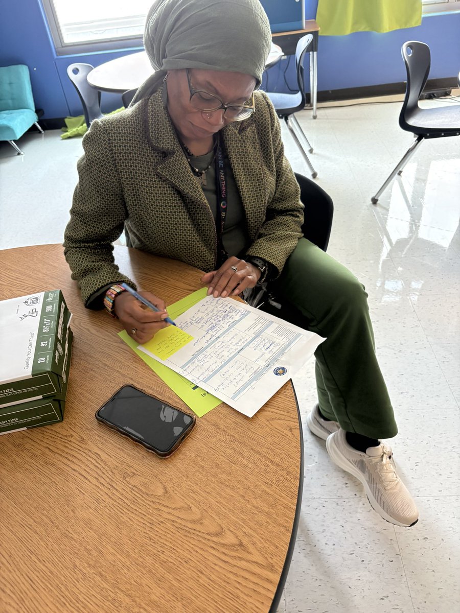 AndersonLitLab's tweet image. Strong start to our culture goal with committed teacher leaders in weekly practice clinics! Focused on sharpening “What to Do” directions through observation, peer feedback, and real-time perfect practice. Yesterday’s session = 🔥. 100% is within reach! #FCS #TeachLikeAChampion