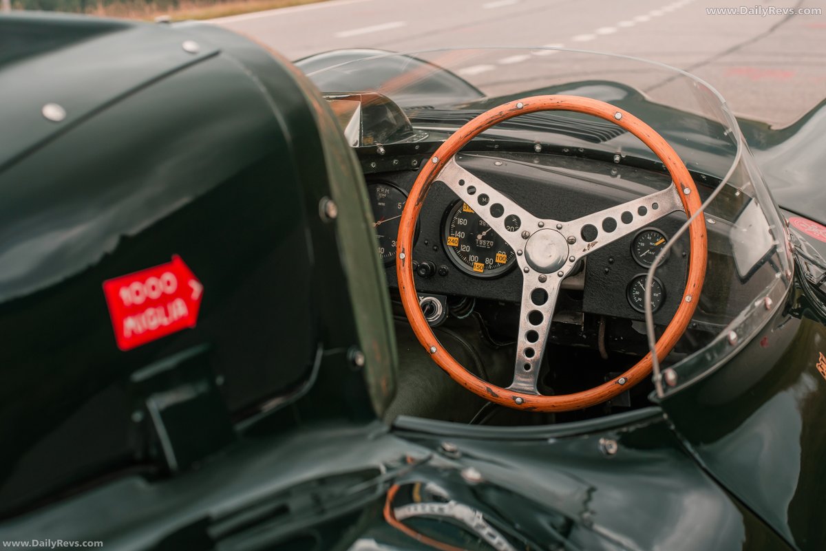 dailyrevs's tweet image. 1956 Jaguar D-Type | DailyRevs

The 1956 Jaguar D-Type is one of Jaguar’s most successful and iconic Le Mans contenders, winning the 24 Hours of Le Mans three times.

#Jaguar #Dtype #classiccar #dailyrevs #classiccars #motorsport